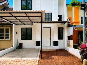 Dijual Rumah Strategis di Cluster Santiago Delatinos BSD, Tangerang Selatan