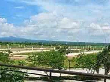 Commercial lot THE SONOMA, Santa Rosa City laguna