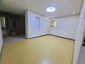 2 Storey 5 Bedroom House and Lot with 6 Car Ports For Rent at Corazon de Jesus San Juan City