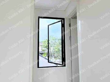 RUMAH MINIMALIS SIAP HUNI DI NORTHWEST HILL CITRALAND SURABAYA BARAT