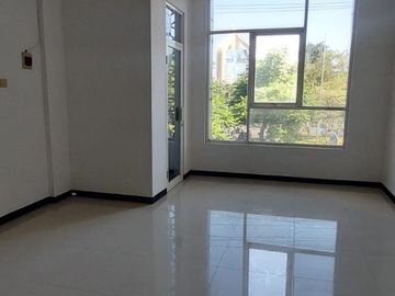 Disewa Ruko Raya Dharmahusada Surabaya Timur - Lokasi Strategis