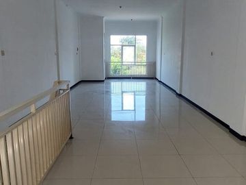 Disewa Ruko Raya Dharmahusada Surabaya Timur - Lokasi Strategis