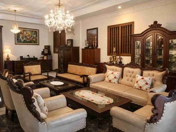 Dijual Rumah Etnik Jawa dan 4 ruko di jl Langenastran lor panembahan Yogyakarta