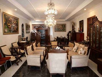 Dijual Rumah Etnik Jawa dan 4 ruko di jl Langenastran lor panembahan Yogyakarta