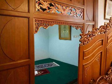 Dijual Rumah Etnik Jawa dan 4 ruko di jl Langenastran lor panembahan Yogyakarta