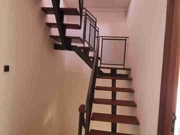 Rumah Baru Modern Minimalis Setraduta dkt Pasteur Furnished