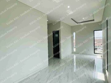 RUMAH MINIMALIS BARU GRESS DI PAKAL BENOWO SURABAYA BARAT*
