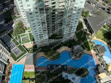 For Lease/Rent Three(3) Bedroom with balcony and 1 Parking _ Two Serendra- Red Oak Tower