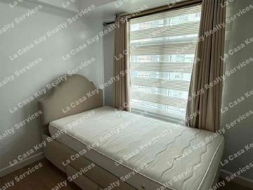 For Lease/Rent Three(3) Bedroom with balcony and 1 Parking _ Two Serendra- Red Oak Tower