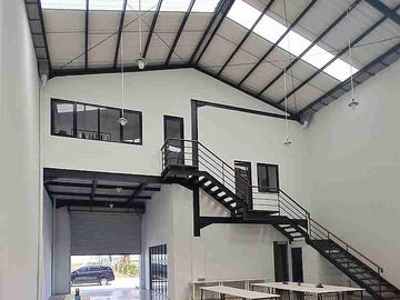 LUXIMA BIZHUB LAKSANA BUSINES PARK TANGERANG