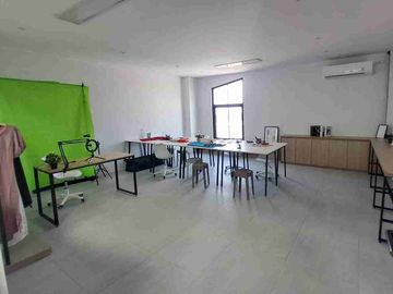 LUXIMA BIZHUB LAKSANA BUSINES PARK TANGERANG