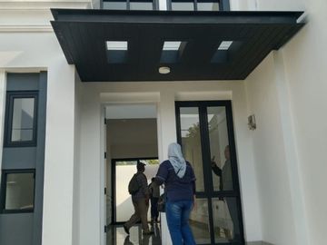 Dijual Rumah Siap Huni di Cluster Aurea Kemang Pratama, Bekasi