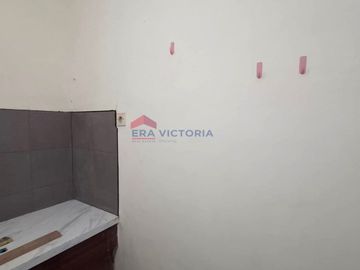 Disewakan Ruang Usaha Soekarno Hatta Malang, Cocok Kantor, Salon & Nail Art