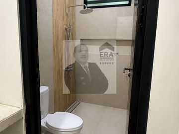 Rumah Baru!! Siap Huni Rumah Modern 3 Lantai di Rawamangun. Lihat Pasti Suka!