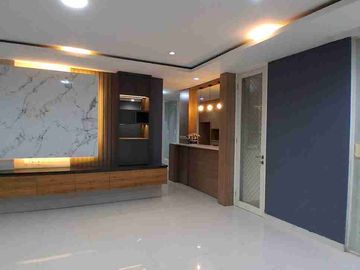 Dijual Rumah Mewah Semi Furnished Tingkat 3 Lantai di Perumahan Citragrand, Semarang
