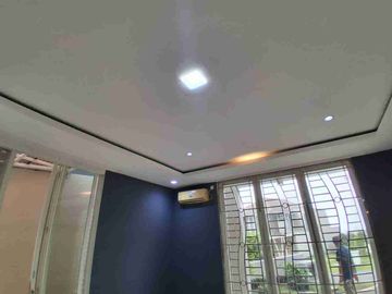 Dijual Rumah Mewah Semi Furnished Tingkat 3 Lantai di Perumahan Citragrand, Semarang