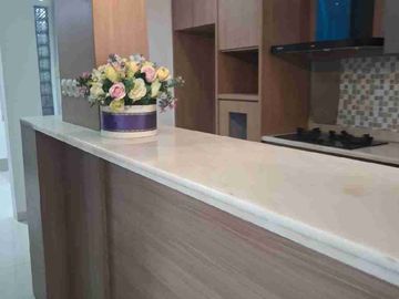 Dijual Rumah Mewah Semi Furnished Tingkat 3 Lantai di Perumahan Citragrand, Semarang
