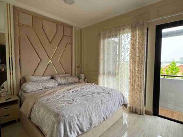 Rumah cakep  Flora tipe Freya premium full furnish upgrade dengan 4 KT dan carport 2 mobil + canopy