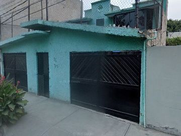 Casa en Venta Paseo de Sicilia, Lomas Estrella 2° Sección, Iztapalapa CDMX