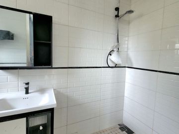 Dijual Rumah Mewah Brand New Posisi Hook di Cluster Bintaro Jaya Tangsel GB-17606