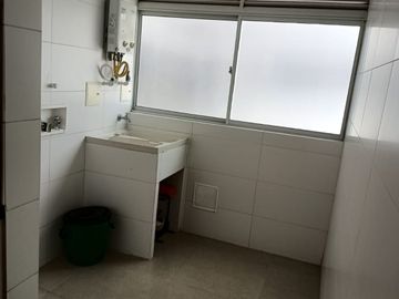 ARRIENDO APARTAMENTO ABADIAS MONTECASINO FLORIDABLANCA