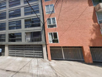 Departamento con una increible cercanía a metros, plazas en Benito Juarez, CDMX.