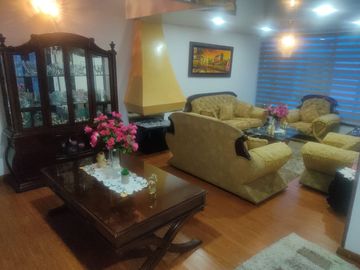 VENDO EXCELENTE CASA DE 365 m2 EN MODELIA, BOGOTÁ D.C.
