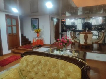 VENDO EXCELENTE CASA DE 365 m2 EN MODELIA, BOGOTÁ D.C.