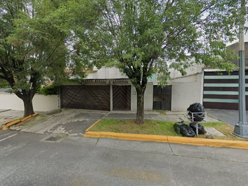 Casa en venta en Ciudad Satélite. Gran oportunidad!!