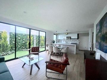 VENTA. Puerta Real - Casa de una planta con 2 recámaras