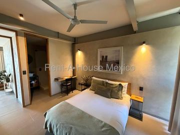 VENTA. Loma Dorada - Departamento con 1 recámara y terraza