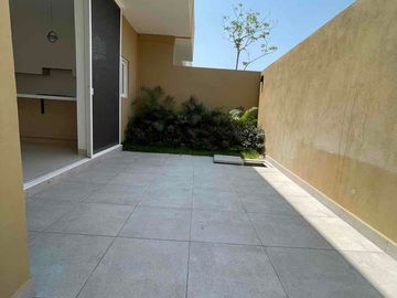 CASA NUEVA EN VENTA EN LOMSA DE CORTES 3 REC ALBERCA BUENA UBICACIÓN