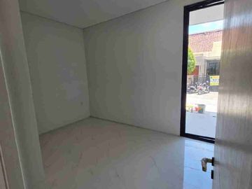 rumah gress di pandugo surabaya