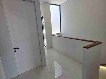 rumah baru di sutorejo mulyorejo