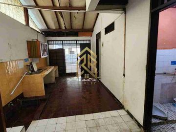 Rumah hitung tanah Di Turangga dekat Batununggal Buahbatu Regol Kota Bandung