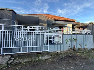 Rumah Minimalis Dekat Canggu Siap Huni, SHM + IMB