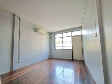 🚩For Rent🚩3-story shophouse Rama 4 - Thonglor, Near BTS Thonglor