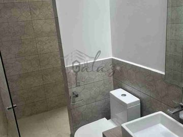 RENTA O VENTA, EXCLUSIVA RESIDENCIA FRENTE A LA UFD!!