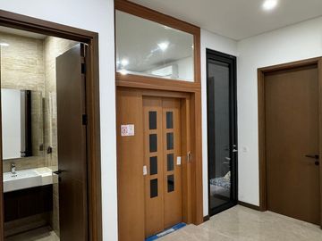 Want to sell Rumah Mewah di Zora Kanade  BSD City