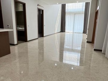 Want to sell Rumah Mewah di Zora Kanade  BSD City