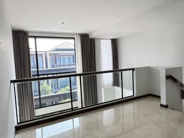 Want to sell Rumah Mewah di Zora Kanade  BSD City
