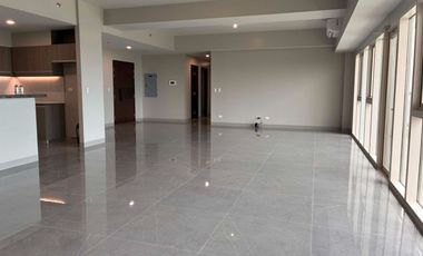 6 Bedroom condo unit For Rent in Park Mckinley West Tower C at Taguig City