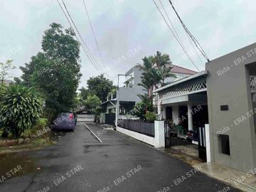 Rumah Luas Dalam Komplek Perumahan Di Cipinang Jakarta Timur
