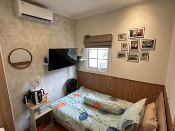 Disewakan Rumah 3 Lantai Full Furnished Di Vanya Park Alesha House BSD