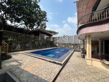 Dijual rumah elegan siap huni   Sentul City – Mediteranian Golf Hijau Raya