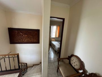 Dijual rumah elegan siap huni   Sentul City – Mediteranian Golf Hijau Raya