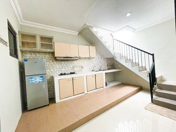 Dijual Rumah 2 Lantai Kondisi Bagus siap huni Central Park Ahmad Yani Parkir luas