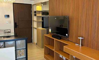 ARCOVIA Condominium Furnished Studio for Lease