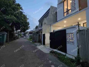 rumah baru 2,5 lantai 
DUREN sawit