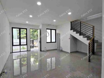 rumah baru 2,5 lantai 
DUREN sawit